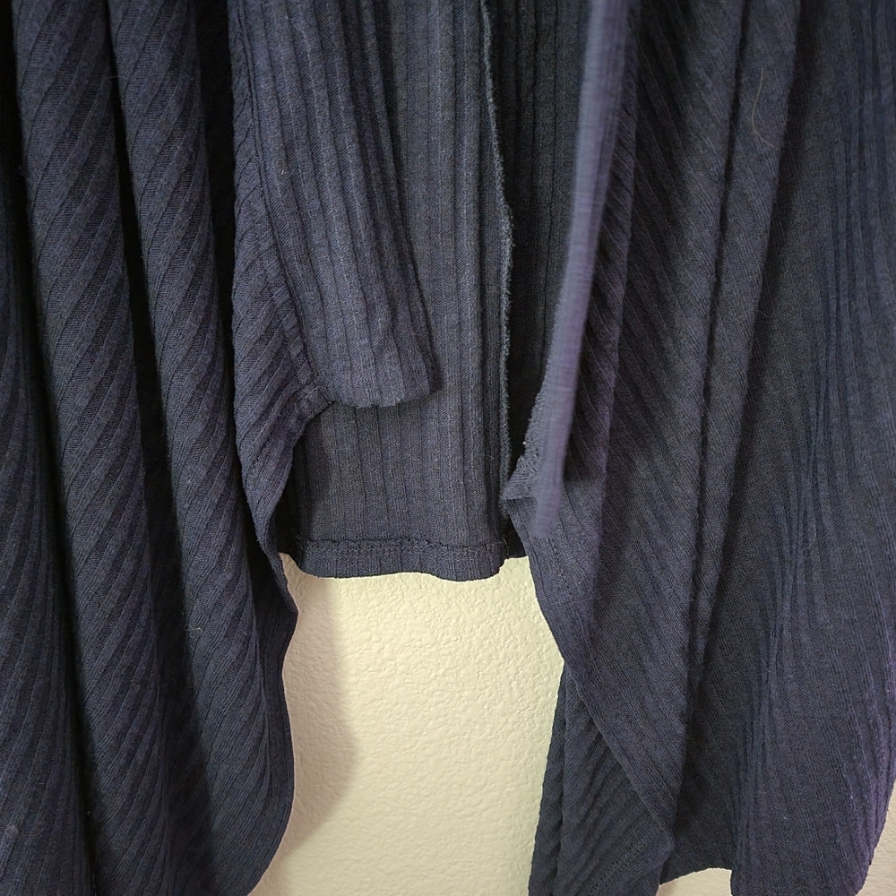 Cardigan - Picture 4 of 6